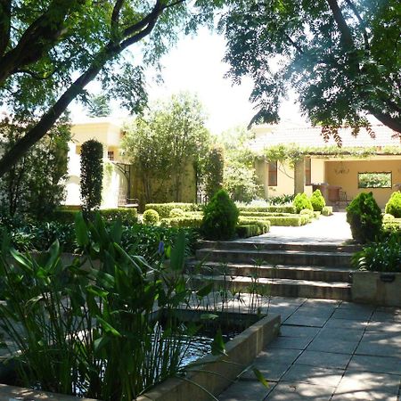 Moon And Sixpence Garden Guest House Muldersdrift Luaran gambar