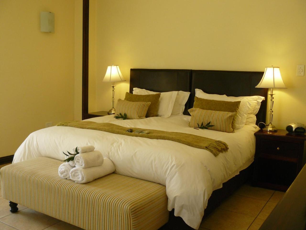 Moon And Sixpence Garden Guest House Muldersdrift Luaran gambar