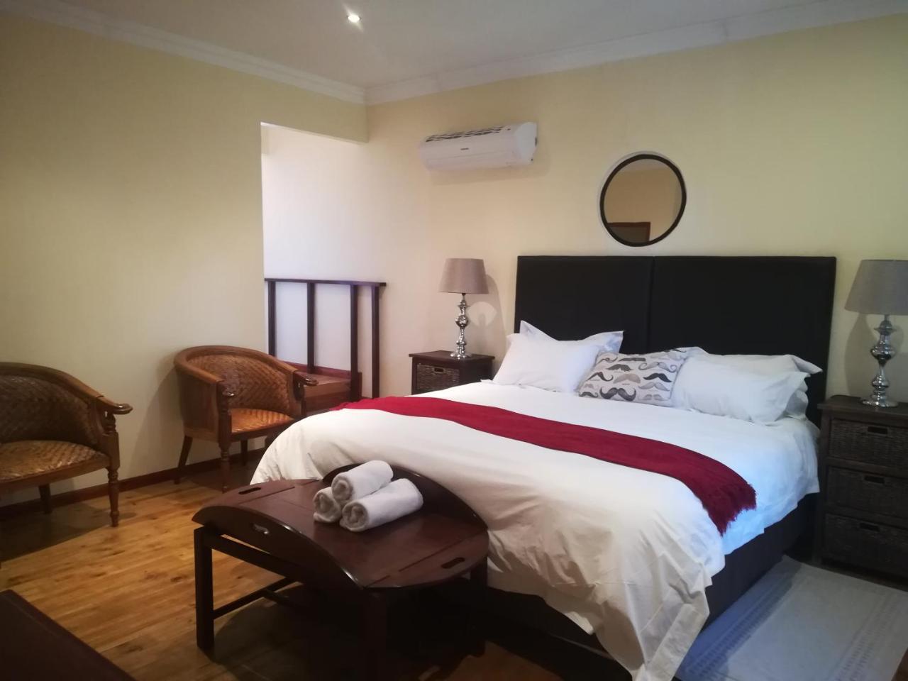 Moon And Sixpence Garden Guest House Muldersdrift Luaran gambar